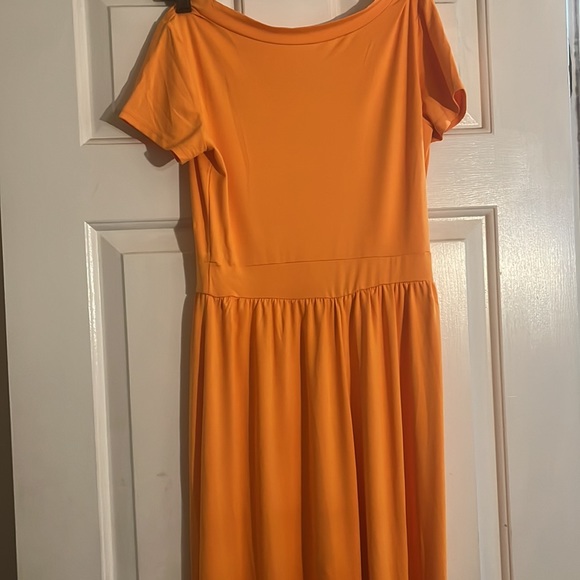 Wide Leg Orange Jumpsuit! Never Worn - Picture 4 of 4